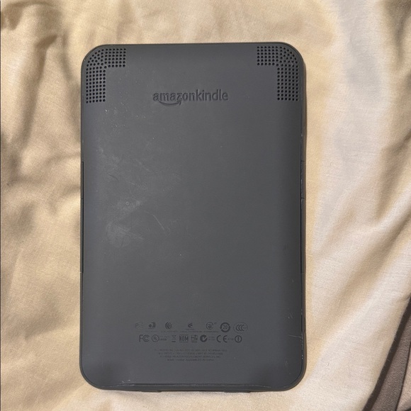 Amazon Kindle Classic Black E-Reader - Picture 2 of 2